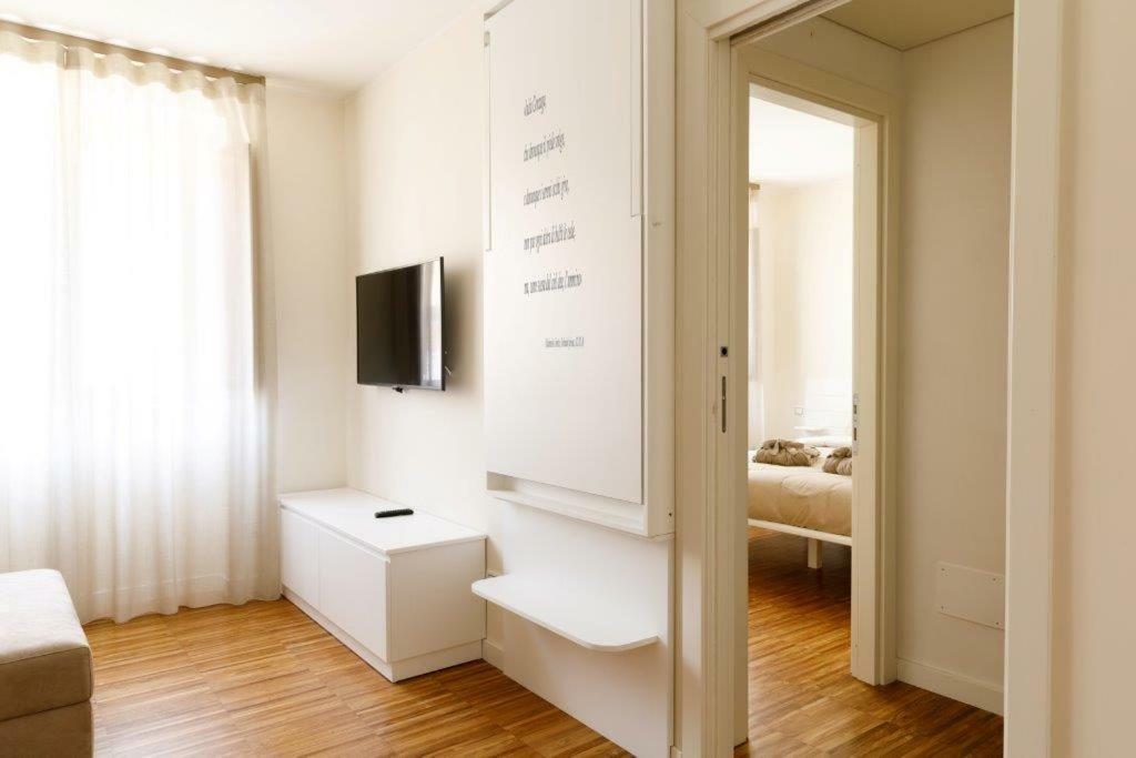 I Vicoli Exclusive Apartments Fondi Eksteriør billede
