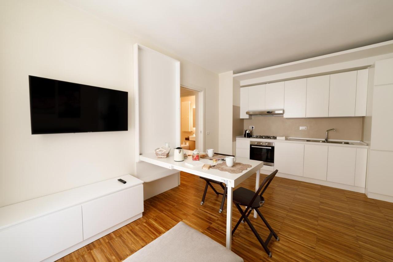 I Vicoli Exclusive Apartments Fondi Eksteriør billede