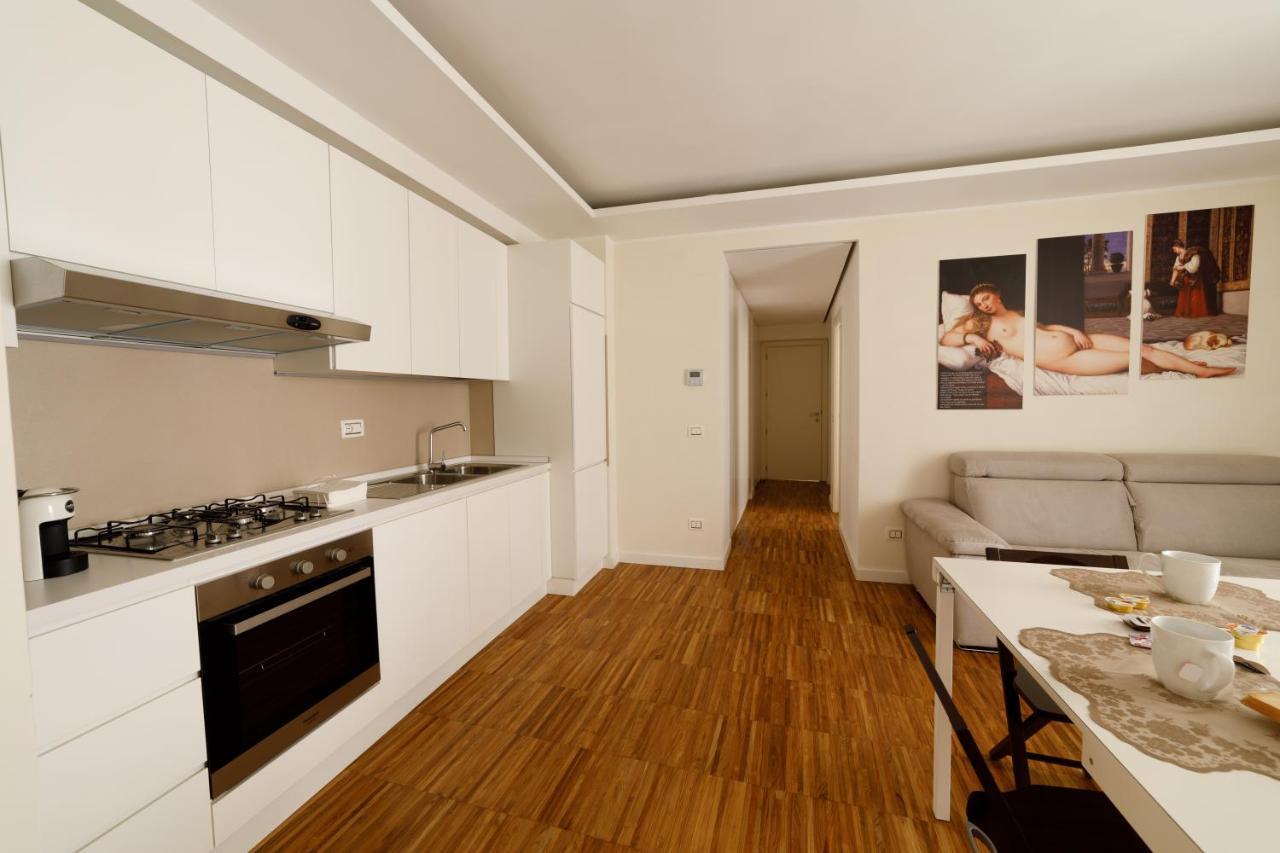 I Vicoli Exclusive Apartments Fondi Eksteriør billede