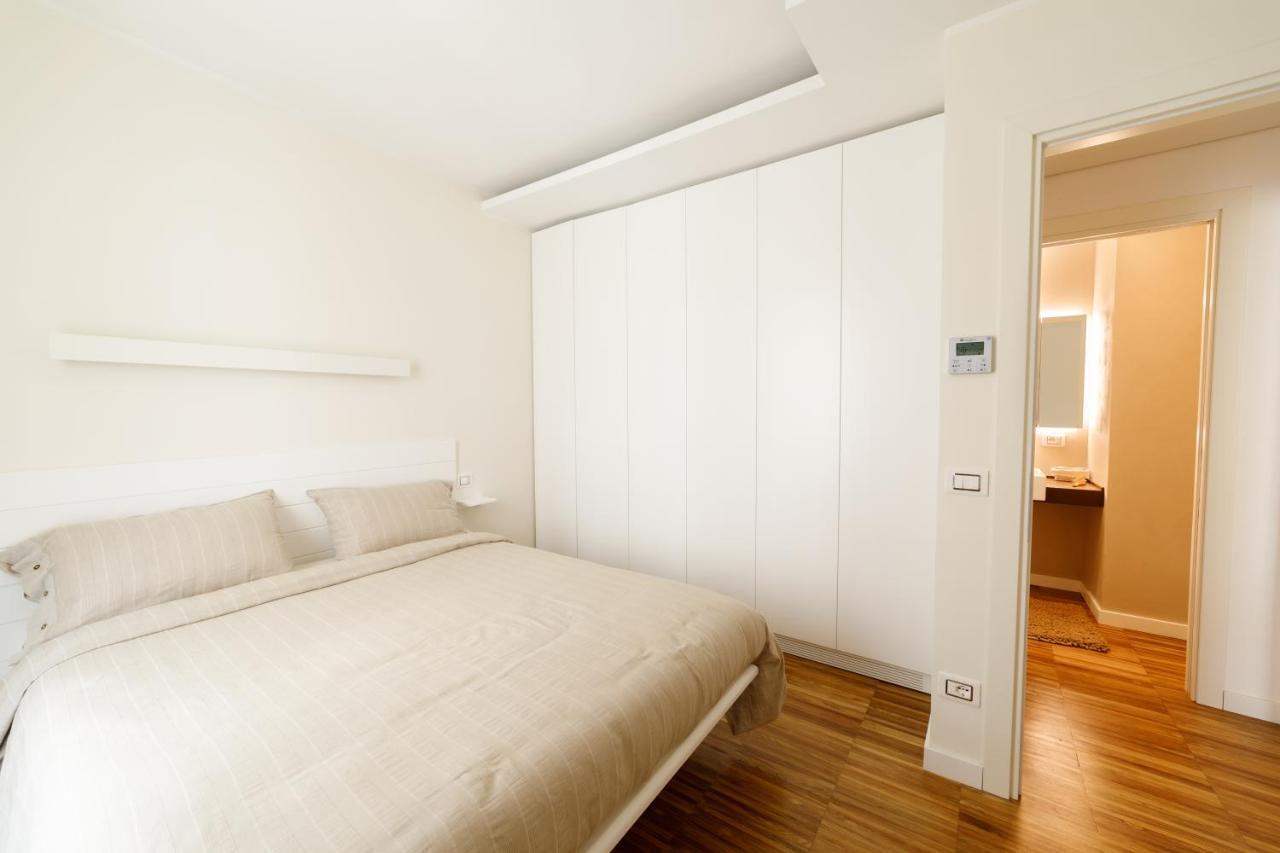 I Vicoli Exclusive Apartments Fondi Eksteriør billede